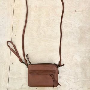 🚨 Universal threads purse/wallet 🚨